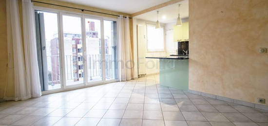 Appartement  à vendre, 3 pièces, 2 chambres, 75 m²