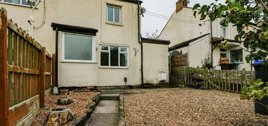 2 bedroom terraced house