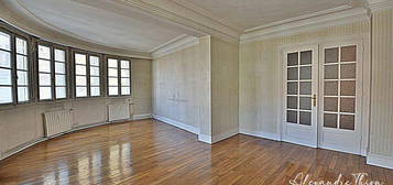 Appartement 6 pièces 202 m²