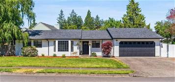 2043 Tanager Ave NW, Salem, OR 97304