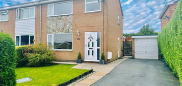 3 bedroom semi-detached house for sale