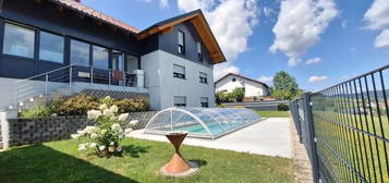 SCHNÄPPCHEN* Traumhaftes 1-2 Familienhaus mit Pool und Gewaltiger Aussicht in TOP-Aussichtslage