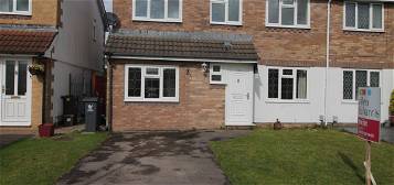 4 bed property to rent