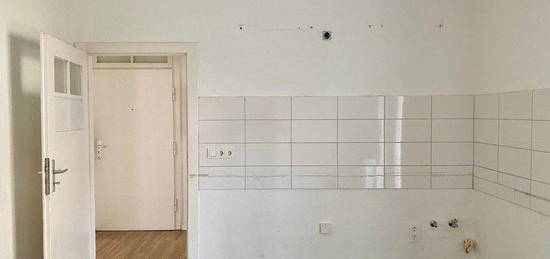 Sanierte 2-Zimmer-Wohnung mit Balkon und Tageslichtbad