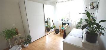 Gepflegte 3-Zimmer-Wohnung mit Einbauküche -  Nähe Seidmannsdorfer Straße