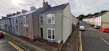 4 bed terraced house for sale