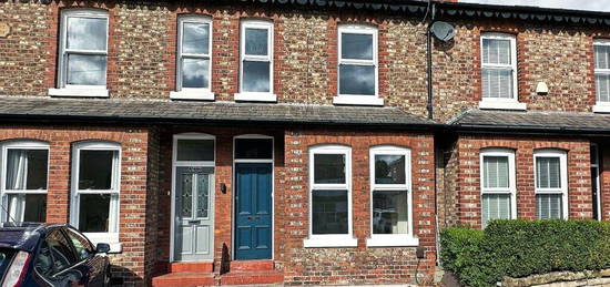 3 bedroom terraced house for sale