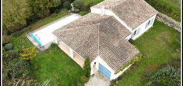 Belle maison de 115m2 à Larressingle. Un des plus beaux villages de France