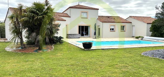 Vente maison 7 pièces 172 m²