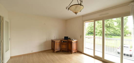 Appartement  à vendre, 3 pièces, 2 chambres, 75 m²