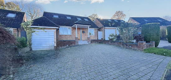 5 bed detached bungalow to rent