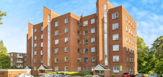 1 bedroom ground floor flat