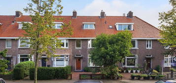 Van Zuylen van Nijeveltstraat 212