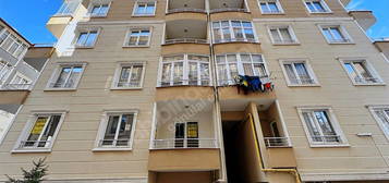 KIRKLARELİ İSTASYON MAH YÜKSEK GİRİŞ 3+1 GENİŞ 140 M2 LÜKS DAİRE