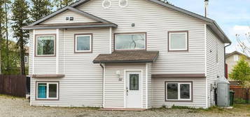 B-32 VALERIE CRESCENT, Whitehorse, Yukon