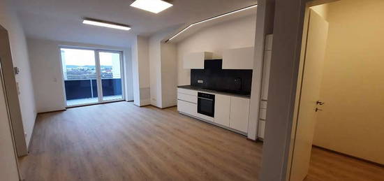 Sehr schöne ca. 50 m² mit Balkon - Neubau - Krankenhausnähe