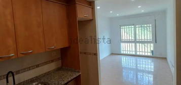 Piso en venta en calle d'Armengol s/n