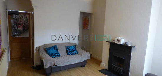 2 bedroom terraced house