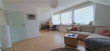 Moderne, helle 2-Zimmer-Wohnung in Rotenburg/F.