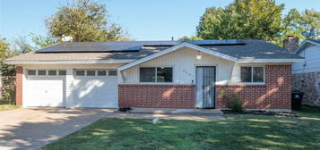 2907 Buena Vista Dr, Arlington, TX 76010