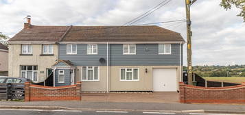 4 bed semi-detached house for sale