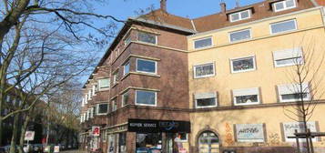 *List-Bothfeld* renovierte 4-Zi.-Altbau-Wohnung