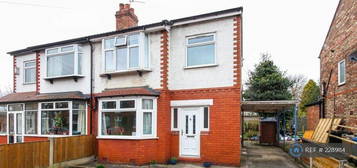 3 bedroom semi-detached house