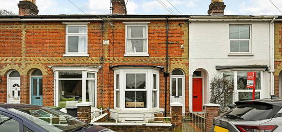 5 bedroom terraced house