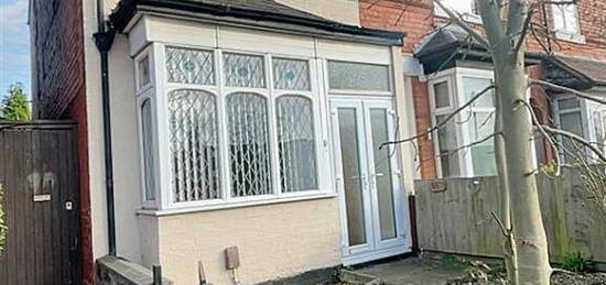 2 bedroom end of terrace house