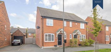 3 bedroom semi-detached house for sale