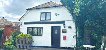 3 bedroom detached house