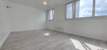 Appartement  à vendre, 4 pièces, 3 chambres, 77 m²