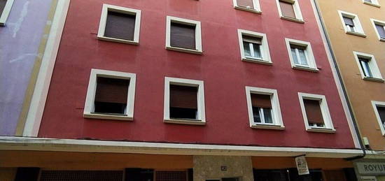 Piso en venta en calle Kalebarria, 42