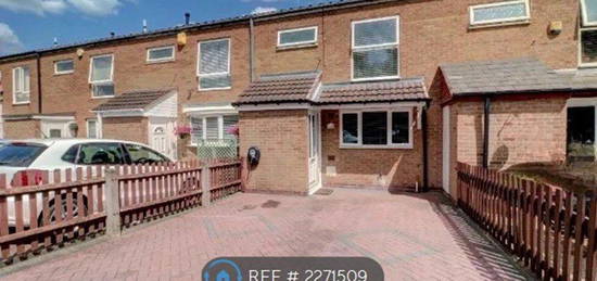 Terraced house to rent in Lanchester Way, Birmingham B36