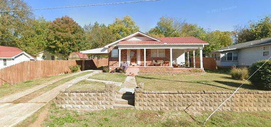 109 Brooks St, Doniphan, MO 63935