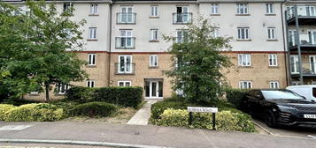 Flat to rent in Sorbus Road, Broxbourne EN10