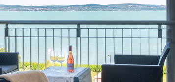 Exclusive lakeside apartment at Balaton