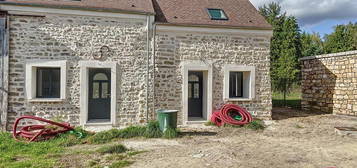 NOISY SUR ECOLE - EXCLUSIVITE UDI - MAISON EN PIERRE - 2 CHAMBRES - JARDIN - GARAGE - PARKING