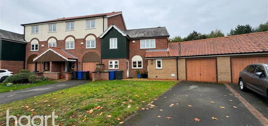 3 bedroom detached house