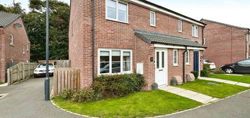 3 bed semi-detached house for sale