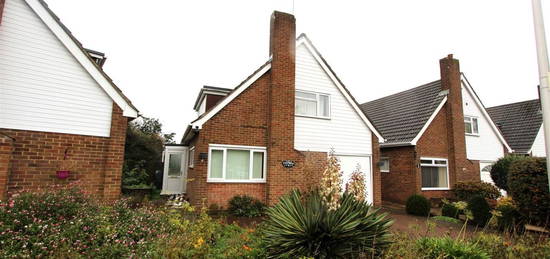 Detached bungalow to rent in St. Barnabas Close, Gillingham ME7