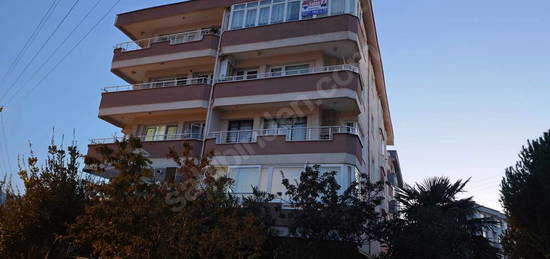 YALOVA ÇINARCIK' DA SATILIK (2+1) EŞYALI DAİRE