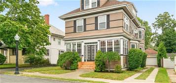 4 Anthony St, New Bedford, MA 02740