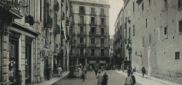 Piso en calle Raval, El Raval, Barcelona