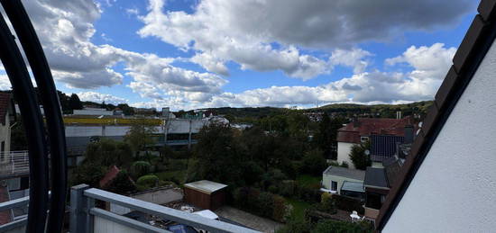 Helle DG-Wohnung in Toplage mit Blick über den Teuto