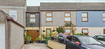 4 bed terraced house for sale