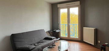 Studio 1 pièce 26 m²