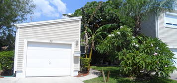 82 Emerald Ct, Satellite Beach, FL 32937