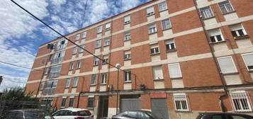 Piso en venta en Calle Parque de San Francisco, Los Vadillos - R. Sanitaria - Pozanos