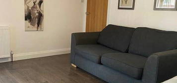 1 bedroom flat share